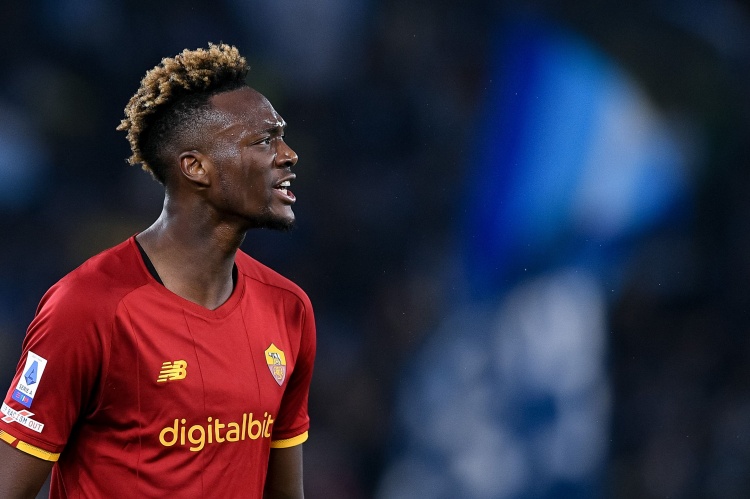 记者：维拉对签亚伯拉罕持乐观态度，贝西克塔斯买断条款1100万镑